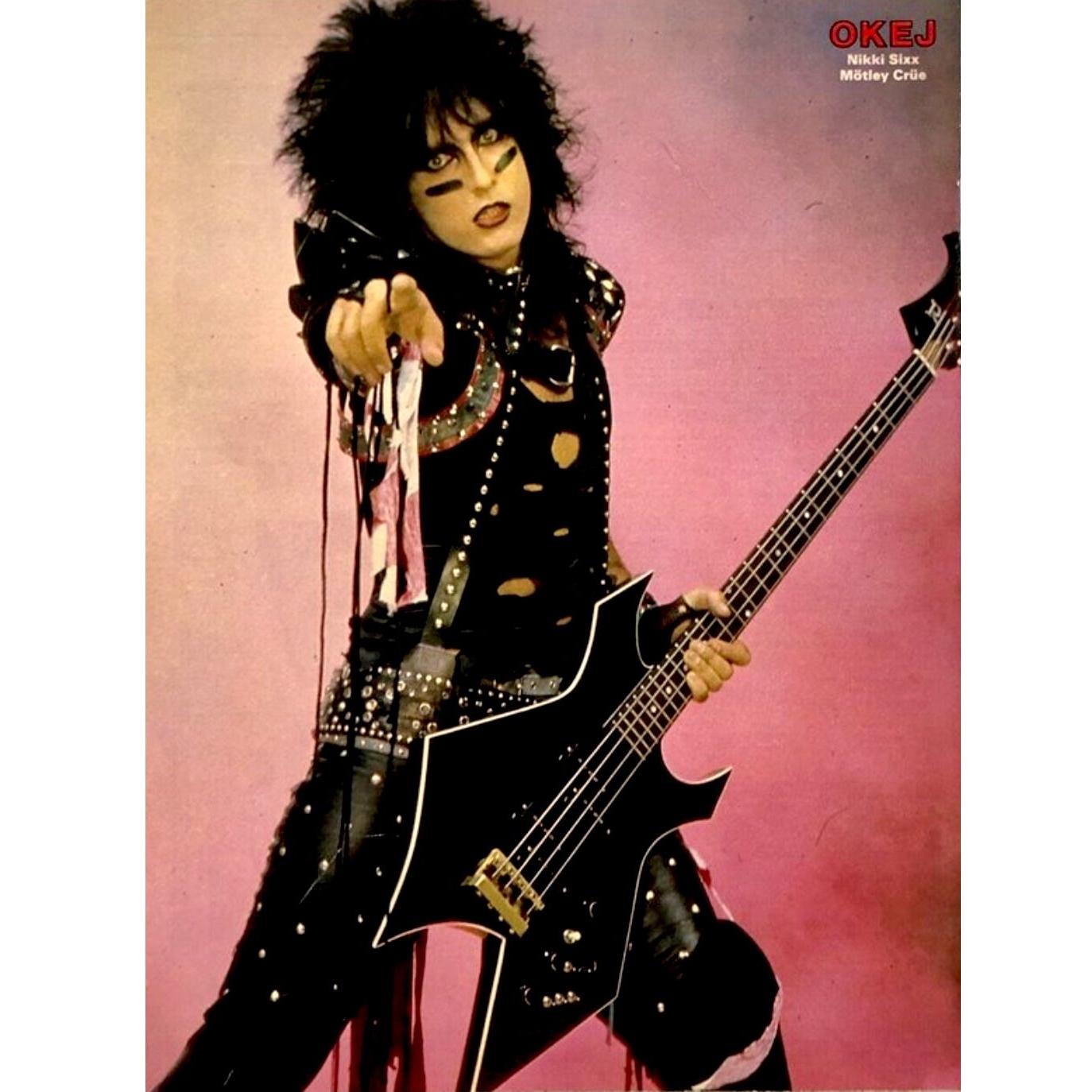 Tapestry Motley Crue Nikki Sixx vintage 75x100 чёрный