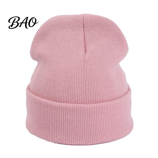 Winter Warm Beanies Hat Unisex Solid Color Knit Beanies, Classic Slouchy Skull Cap for Winter, Couple Matching Casual Headwear Men Women, Soft Thermal