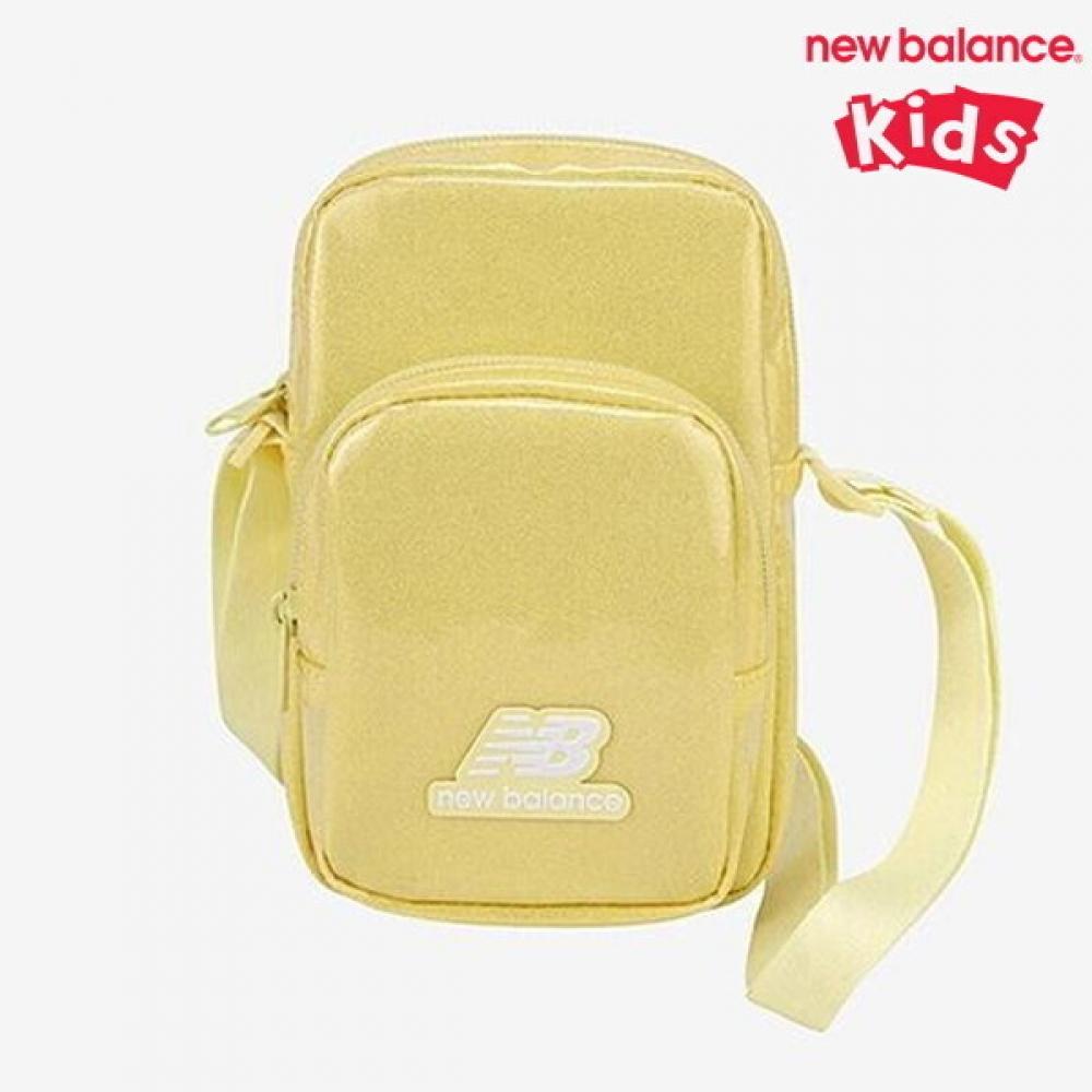 

New Balance Half Club Holographic Crossbody Bag Nk8adf302u 30 Bag 999