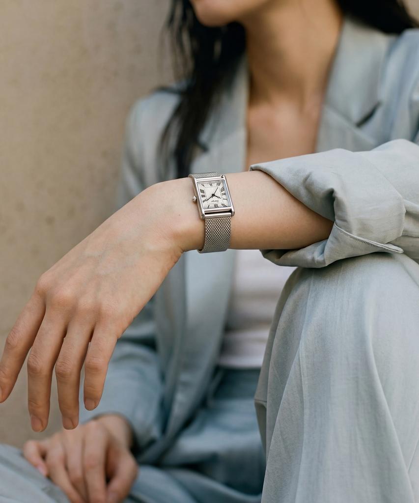 Sialeugo Sg-010Sl-S-S Fennel Collection Women'S Mesh Silver Steel Wristwatch