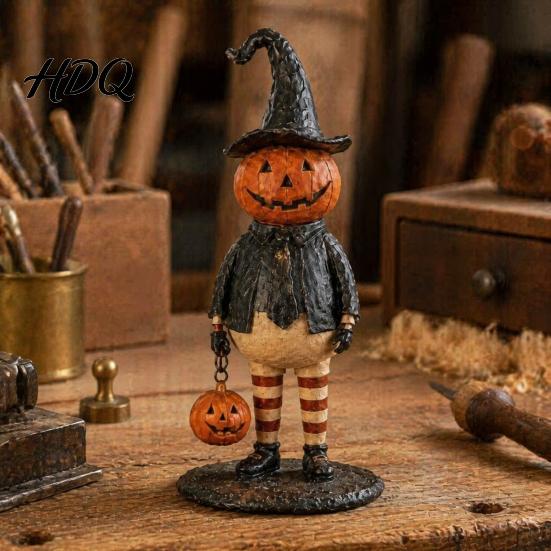 Autumn Home Ornament Pumpkin Witch Figurine, Spooky Halloween Statue with Lantern, LED Lighted Night Lamp Vintage Gothic Resin for Tabletop