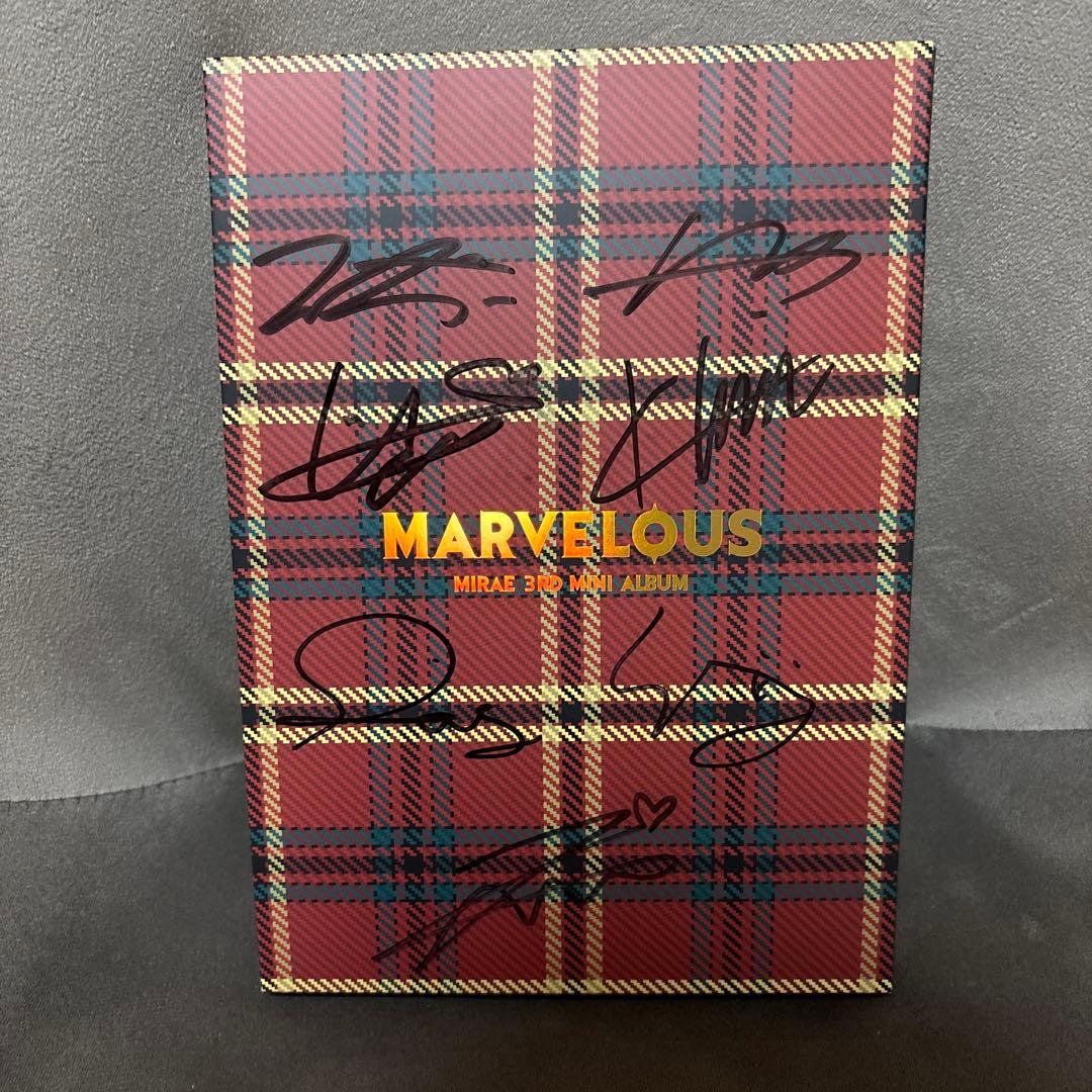 

[USED] MIRAE MARVELOUS autographed album