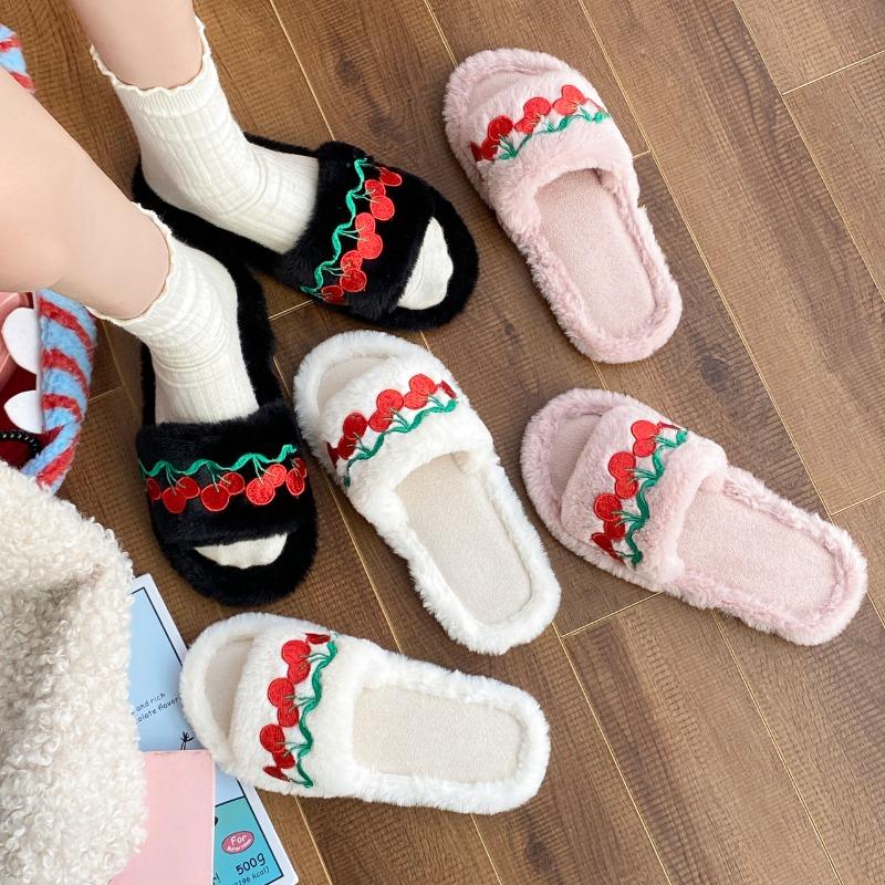 Fashion 2025 New Strawberry Cherry Embroidery Summer Fluffy Slippers Indoor Slippers Female Women Slippers Casual and Comfortable Shoes