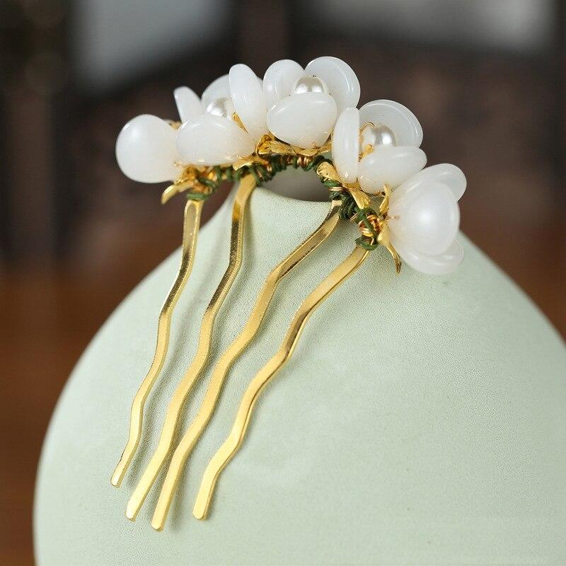 White Hair Claw Vintage Style Handmade Wrapped Flower Beads Delicate Headdress