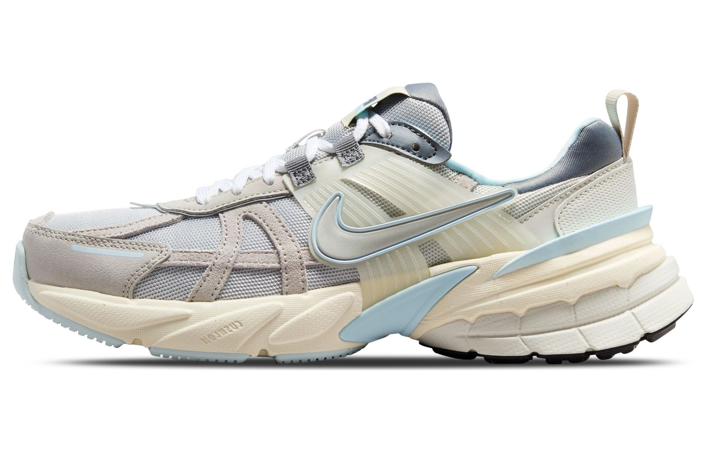 Nike V2K Run Light Bone Metallic Platinum Women s FZ3596-072 42