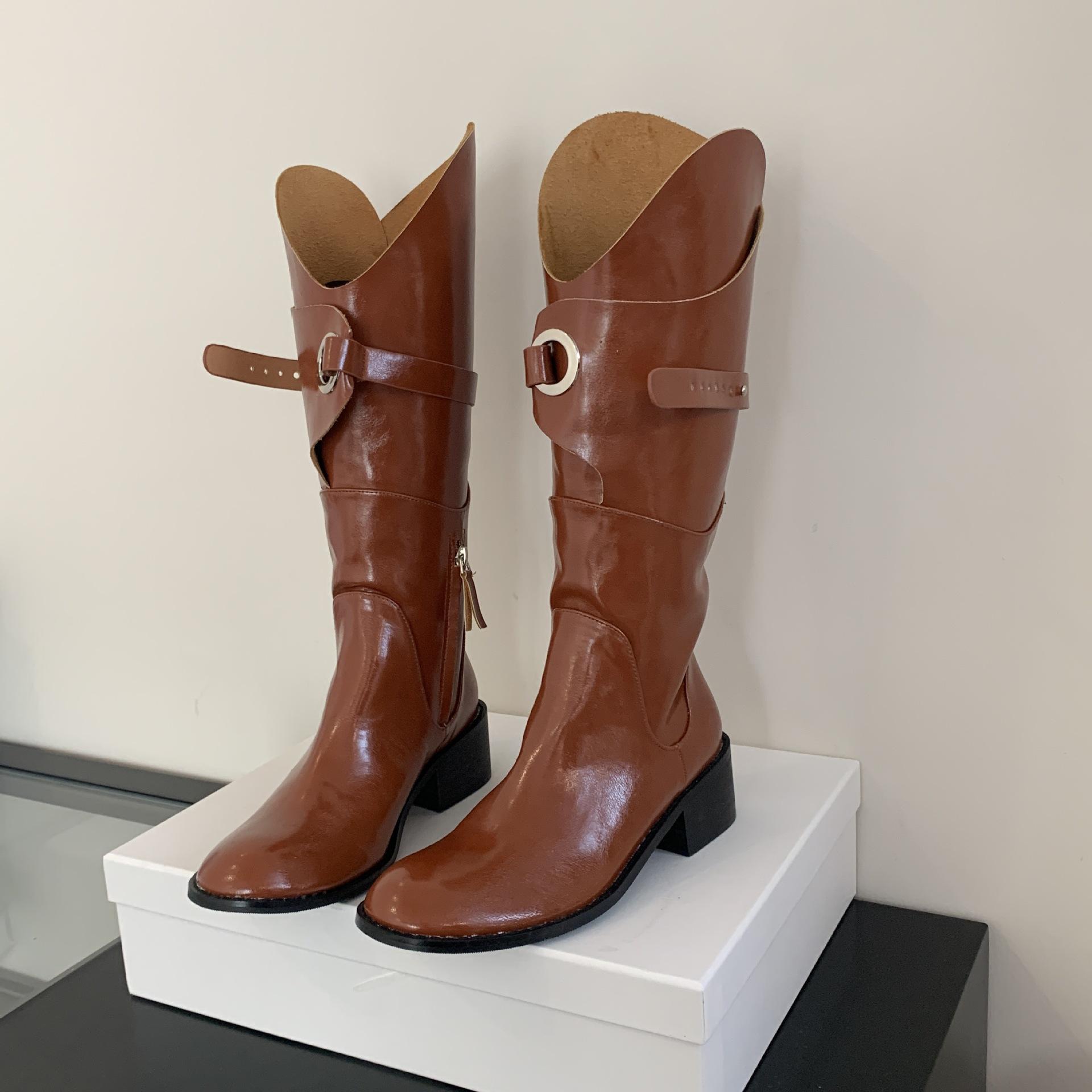 

2025 autumn and winter women s medium boots thick heel belt buckle European, American British retro short boots Martin boots 39 светло-коричневого