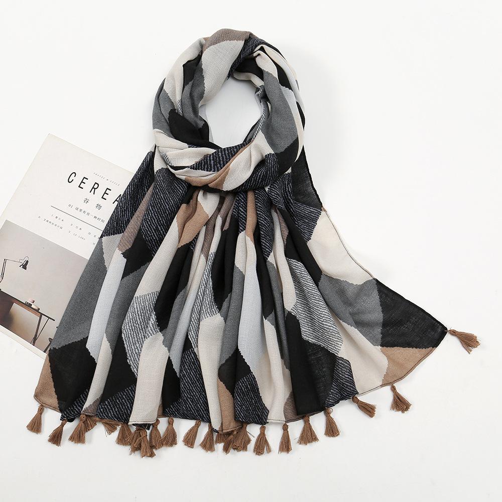 Small fresh medium and retro blue and white porcelain cotton and linen feel scarf, Bali yarn silk scarf, blue flower shawl women