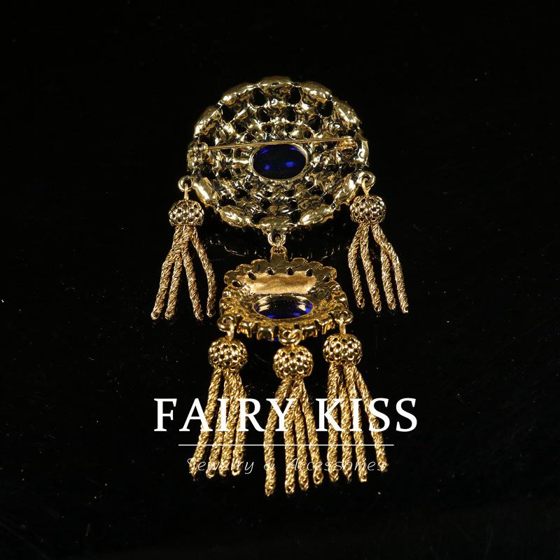 Vintage Gold Distressed Brooch: Rhinestone Tassel Corsage Chest Ornament