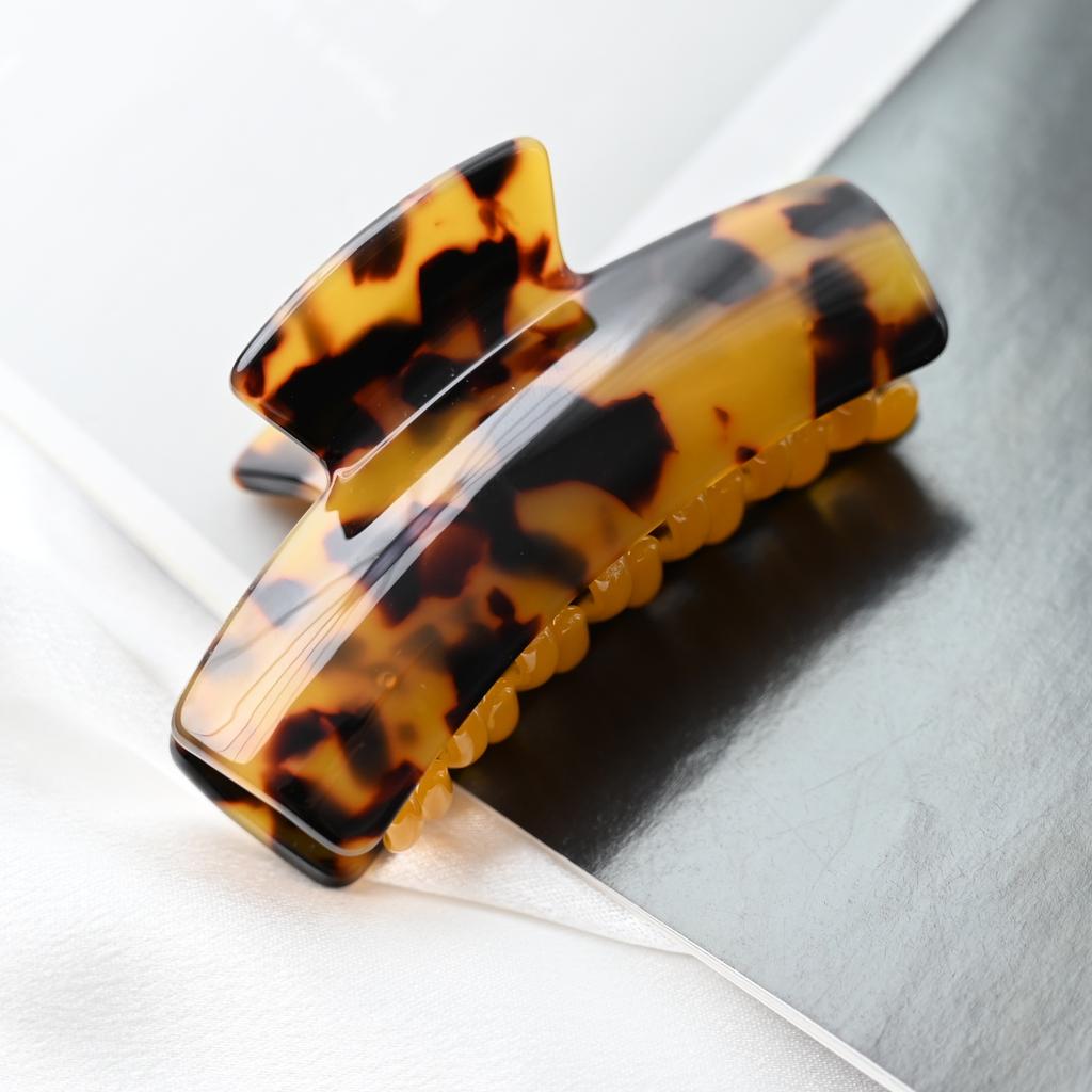 Acetate Clips 7.5cm Long Luxury Leopard Hair Claws Headwear for Girls Fashion Hair Accessories Barrette