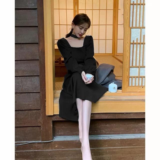 

Новинка ранней осени, женская одежда, высокохолодный стиль, темпераментное платье с квадратным вырезом, вязаное платье с длинным рукавом, шикарный дизайн, удлиненный стиль XL чёрный