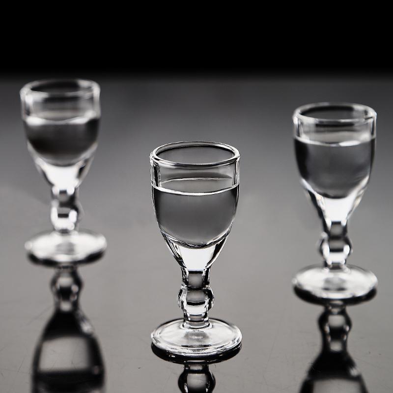 12pcs Set 10ml Chinese Style Household Baijiu Cup Set Small Spirits Vodka Glasses Bullet Transparent Wine Cup Gifts for Friends