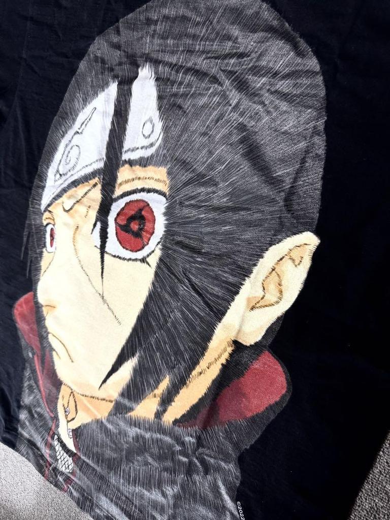 [USED] Extremely rare Naruto Itachi anime T-shirt, size XL