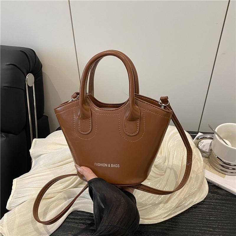Fashion Mini Hand Carry Bucket Bag New Retro Vegetable Basket Bag Temperament One Shoulder Crossbody Bag