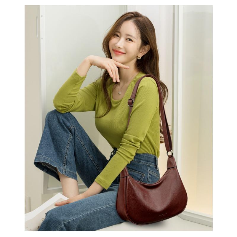 A Simple and Stylish Women's Shoulder Bag,A Fashionable Crossbody Bag,Suitable for Daily Use, Shopping, Commuting, and Multi Compartment Shoulder Bags