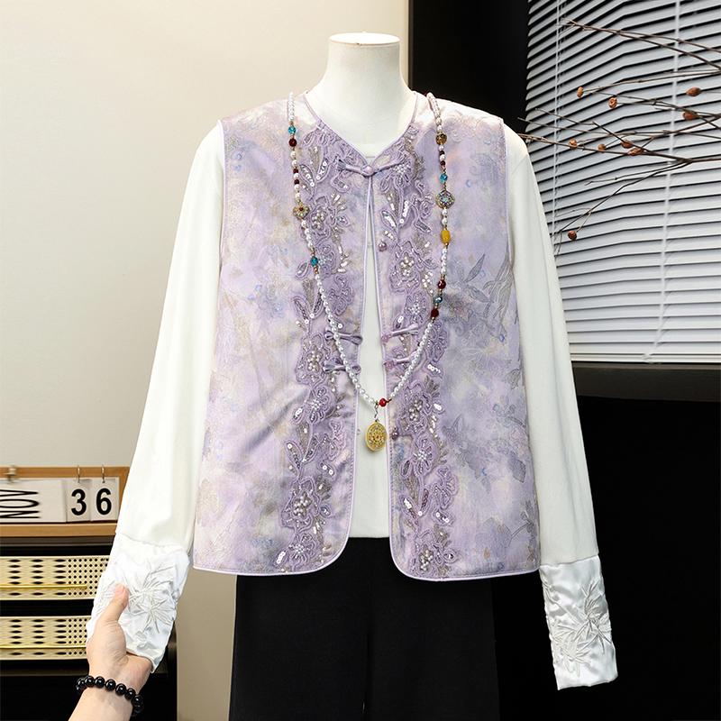 

Spring Chinese Style Embroidered Vest for Middle-Aged Women: Frog Button, Round Neck, Shawl Design. M (95-120 jin)