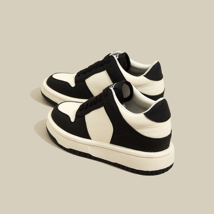 Printemps Nouvelle Couleur Assortie Lacets Bout Rond Chaussures Fines Femmes Cuir Rétro Loisirs Sports Augmentation de Hauteur Intérieure Chaussures de Planche Femmes