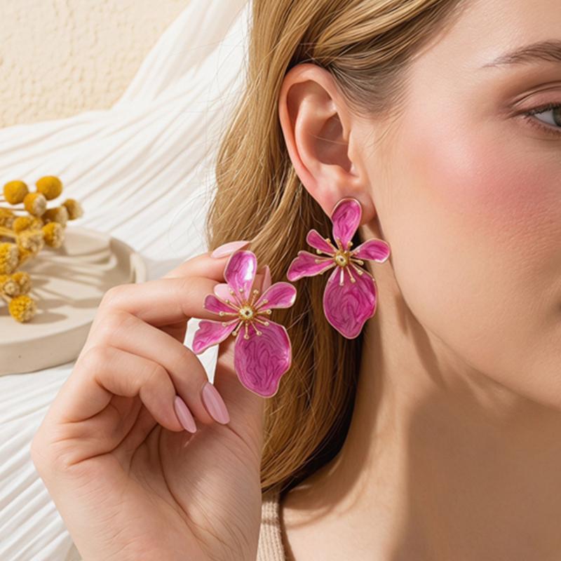 Exquisite Colorful Enamel Flower Stud Earrings for Women Retro Metal Irregular Floral Temperament Earrings Jewelry Holiday Party