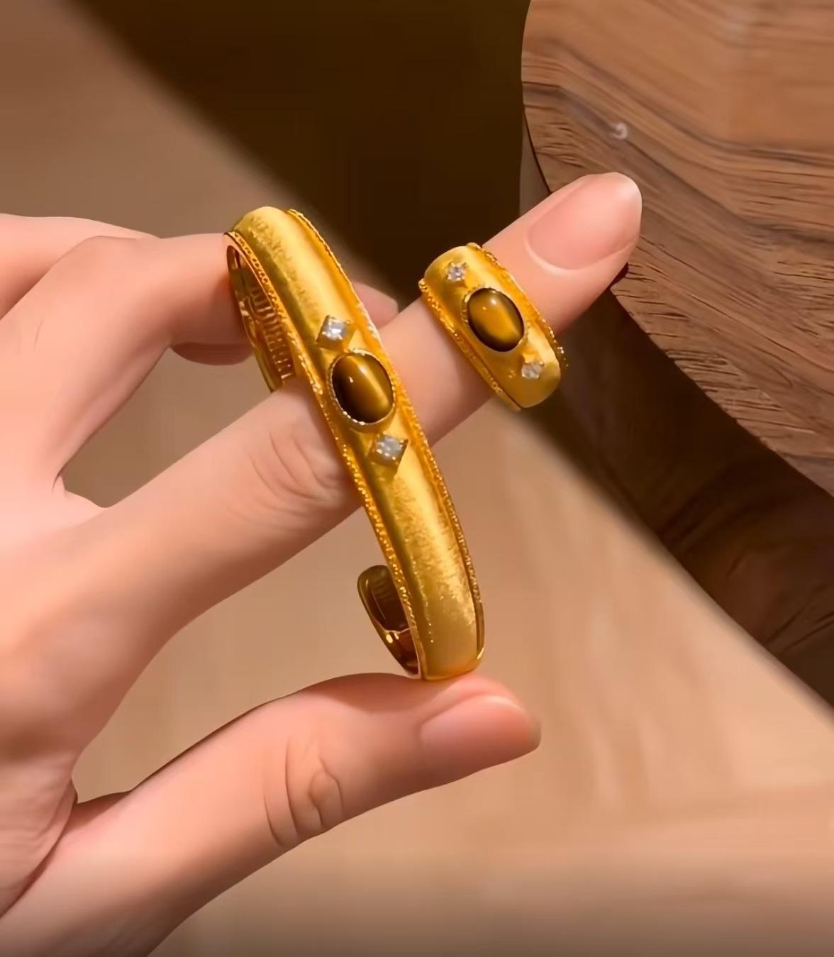 Браслет и Открытое Кольцо из Тигрового Глаза Женские 24K Золото AU999 - Классический набор украшений из тигрового глаза, универсальный и долговечный resizable