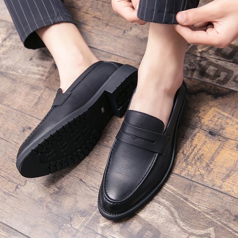 Fashion New Men Fashion Gentleman Business Leather Shoes Male All Match Dress Wedding Homecoming Footwear Lightweight Hairstylist Shoes