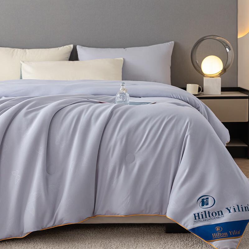 Brangdy All-Season Double Quilt