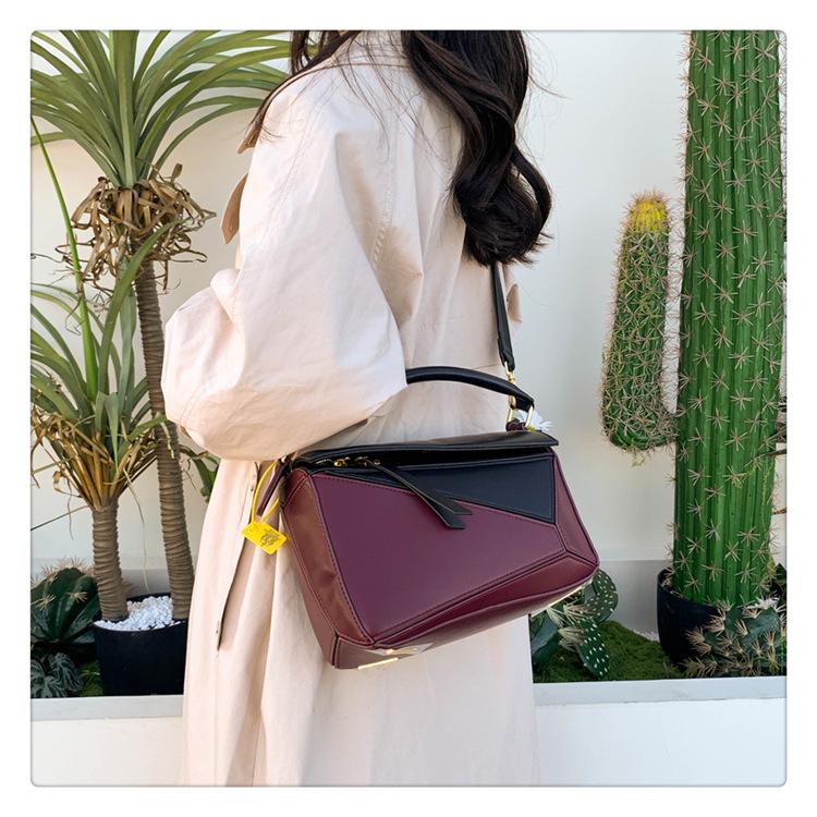 Портативная сумка через плечо с узором личи — фото 14