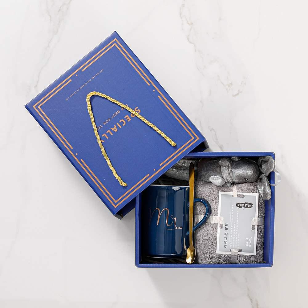 Creative Souvenir Mug Gift Box - Elegant Wedding & Bridesmaid Heartfelt Return Gift