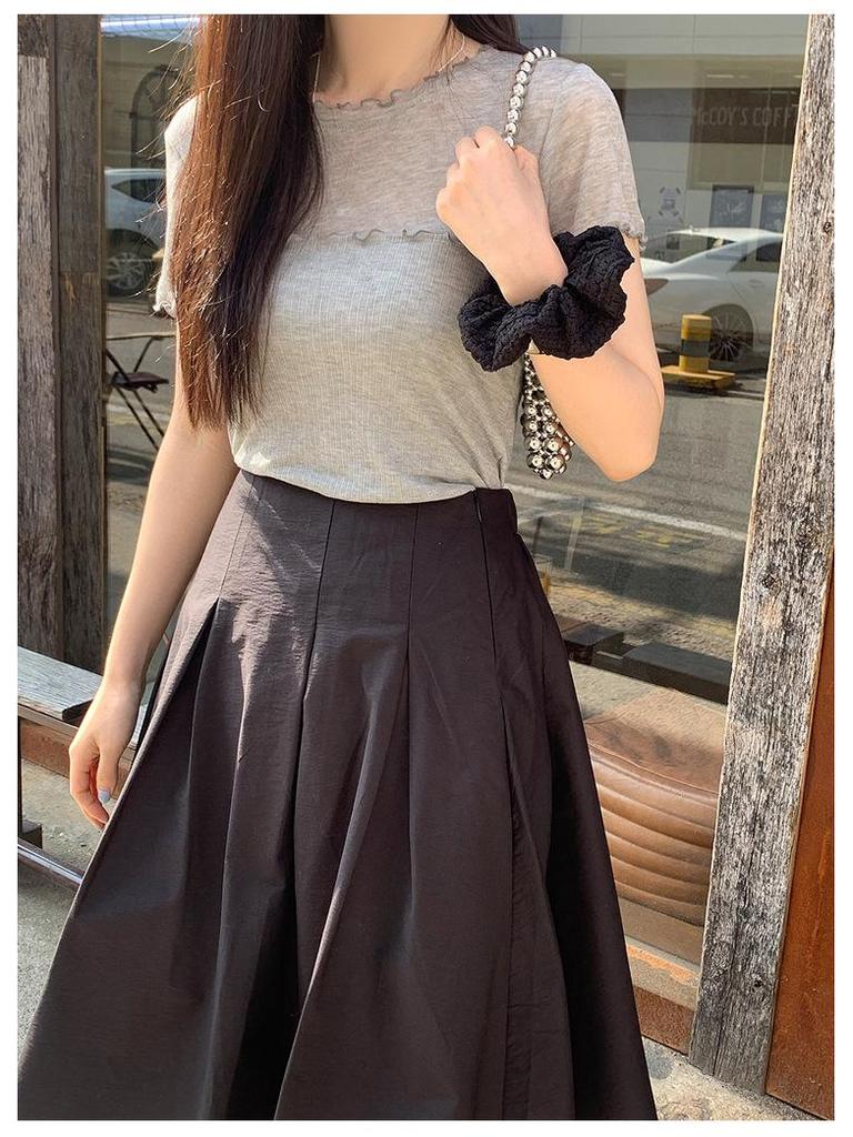 Black Pleated Midi Skirt: Women's A-line Casual Swing for Spring & Autumn - Petite Sizes Available