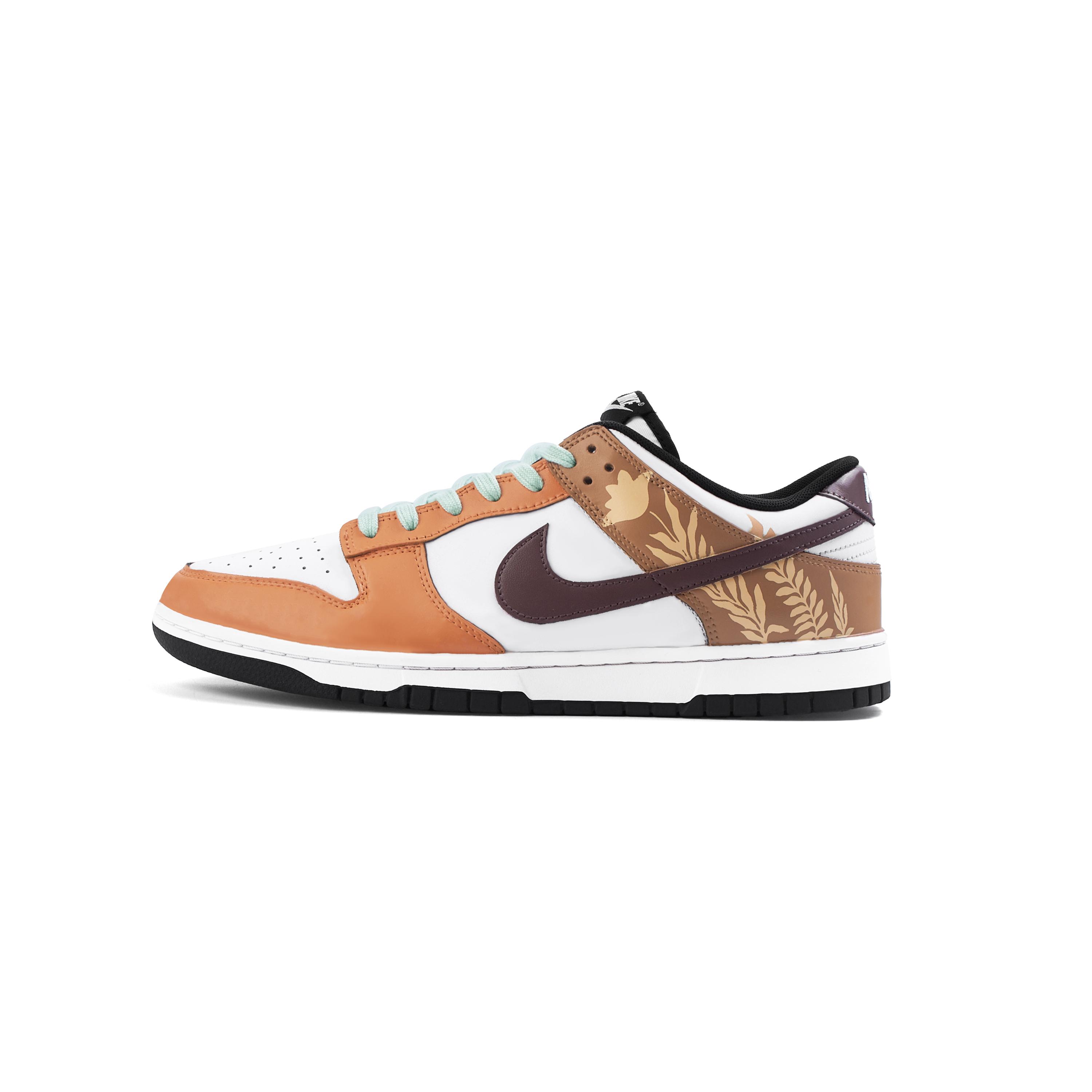 

Nike Dunk Abrasion Resistant Low top Skateboard Shoes Unisex Orange HF5441-100(Team825-) 39
