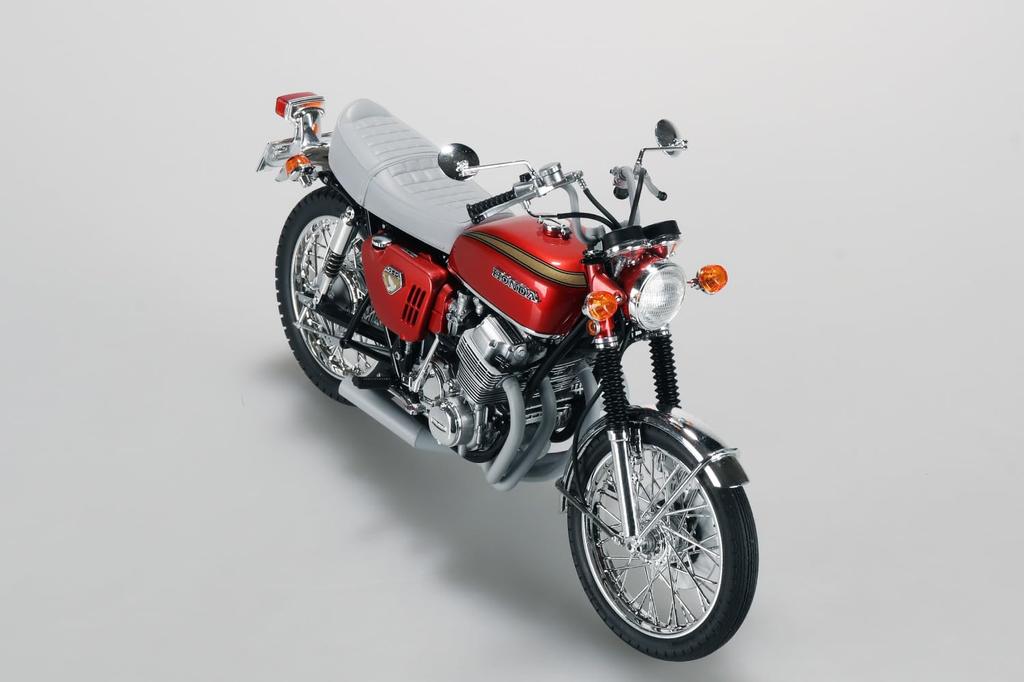 Aoshima Bunka Kyozai The Bike 23 Honda CB750 Dream CB750 FOUR Custom Plastic Model Kit Co., Ltd. (AOSHIMA) No. 1/12 '69