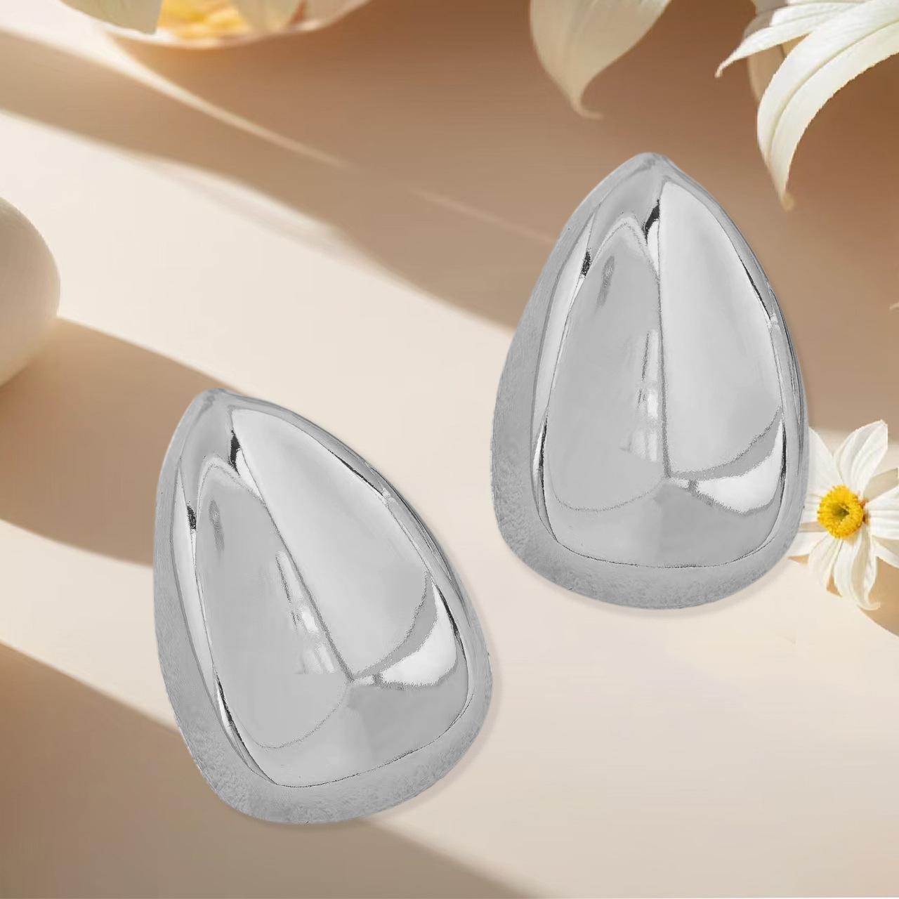 Retro personality three-dimensional irregular water drop stud earrings, niche design, high-end temperament stud earrings, earrings. серебряный серый
