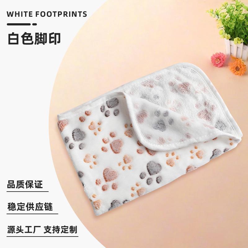 Pet Blanket Suitable for All Seasons, Made of Coral Fleece, Soft and Non-shedding, Double-sided Fleece, Comfortable Pet Mat