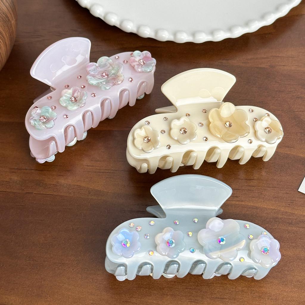 Elegant Floral Design Medium Acetate Hair Clip With Sparkling Diamonds For Women