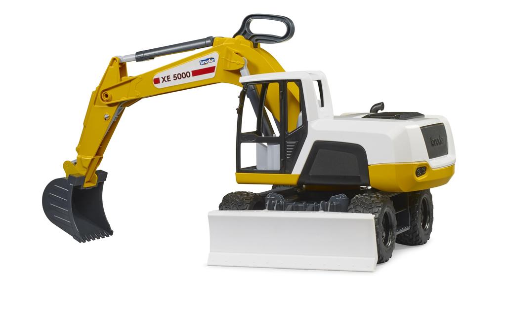 Bruder ROADMAX Excavator BR03413