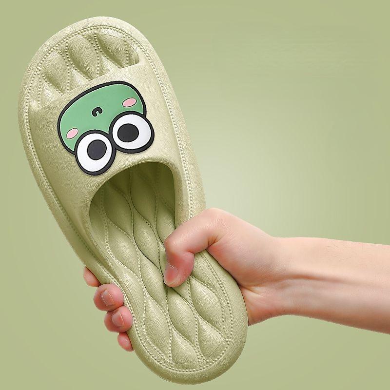 Жезөкшелер туралы Красноярск форумы Ыстық кеуделі кеңсе сәбиі Никки Бенц бастығының әтешіне мінеді