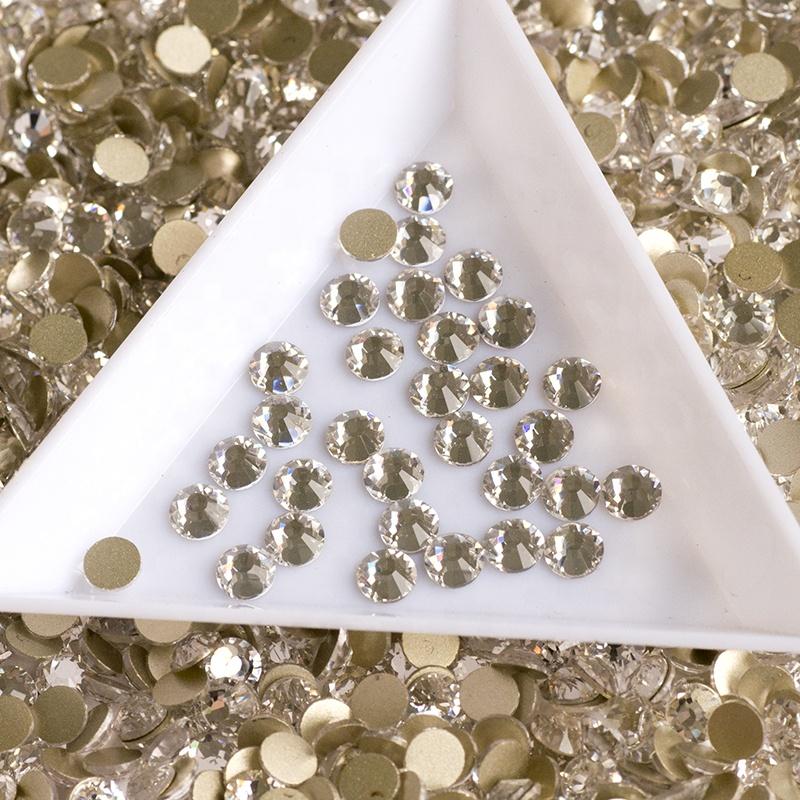 YANRUO Superior Quality Non Hotfix Glass Rhinestones Flatback Rhinestone  for Nails and Garment