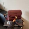 Niche design bag women's summer new simple fashion soft leather high sense retro shoulder small square bag