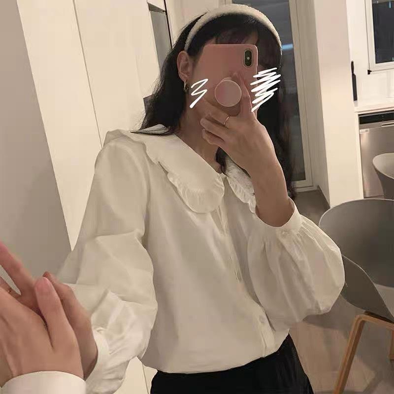Vintage doll-collar shirt for women, new spring and autumn design, niche and chic, youthful long-sleeve shirt layered with white shirt for women