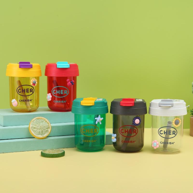 Large Capacity 330ml Portable Plastic Water Bottle With Straw Cute Cartoon Design Sealed Leak Proof Cup For School Office Travel MIT