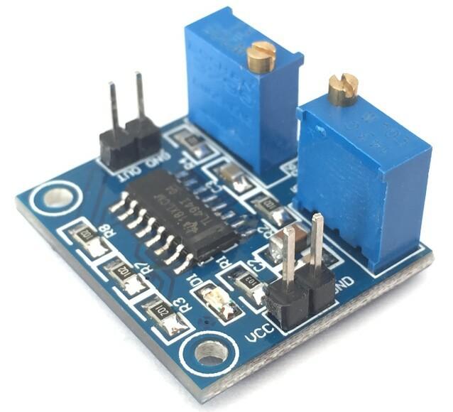 

TL494 PWM Controller Adjustable Frequency and Duty Cycle 10*10*2 білий