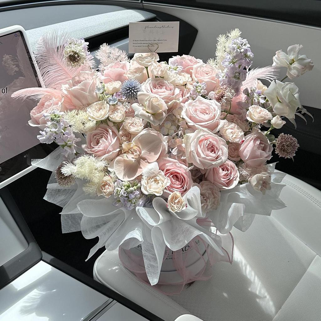 Lychee Mix Bouquet with Eternal Flower Soap for Girlfriend or Bestie - Ideal Birthday Gift