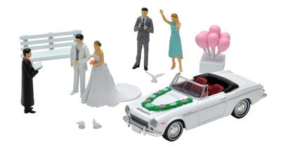 Geocolle 64 Car Snap 13a Wedding 1600 Sports malowany częściowo zmontowany kompletny zestaw minicar 321286 1/64# (Datsun w zestawie) ABS / PVC