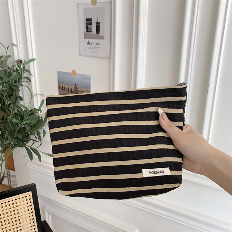 Large Capacity Knitted Stripe Cosmetic & Toiletry Travel Bag