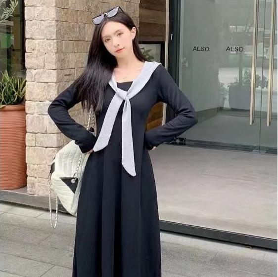 Autumn clothing with high-end black waist and thin dress, children's autumn and winter new small medium and long dress