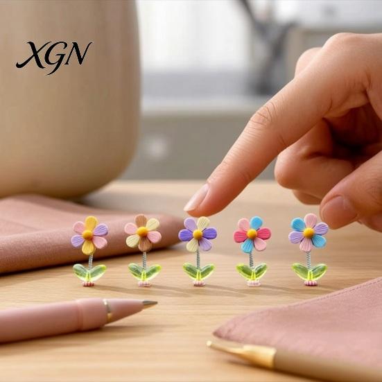 Innenraum-Autodekoration Federnde Wackelblume Armaturenbrett-Ornament, Wackelkopf-Sonnenblumen-Dekor, Niedlich für Rückspiegel und Home Office