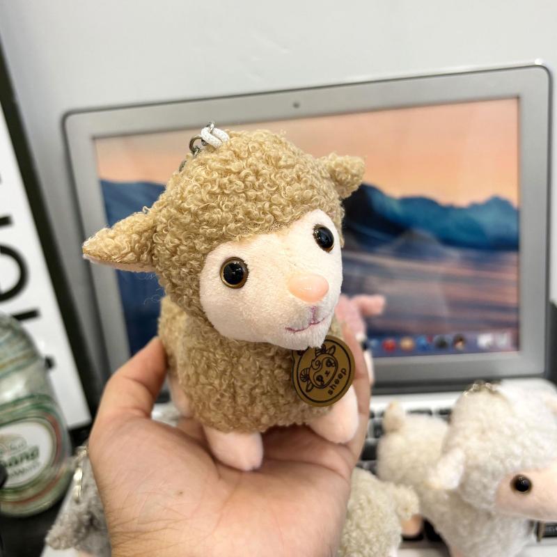 2027 Year of the Sheep Plush Lamb Keychain Lightweight Fluffy Pendant Cute Bag Charm for Wedding Party Favors