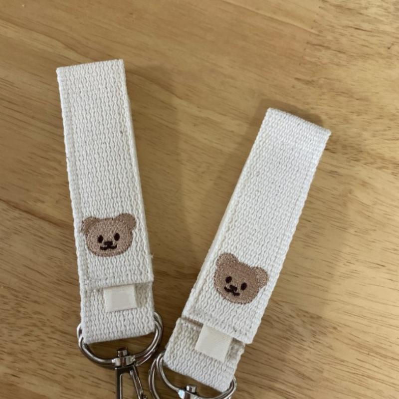 2Pcs Universal Pushchair Clip Baby Stroller Hooks Embroidered Bear Cartoon Hook For Hanging Mommy Bags Diaper Bag Accessories