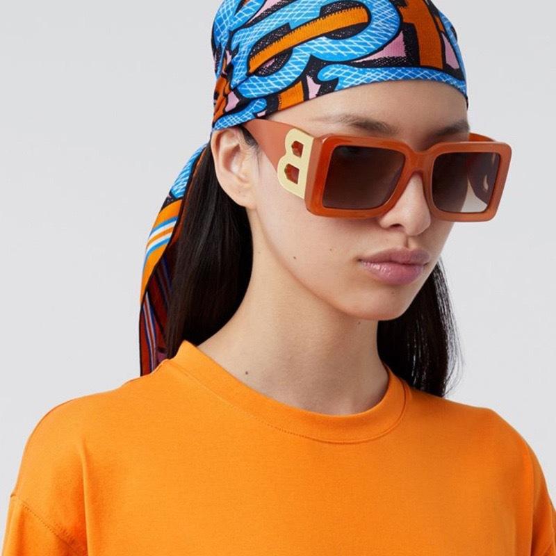 Burberry Motif Sunglasses Burberry B Motif Sunglasses  display picture 3