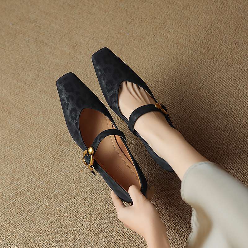 Krazing Pot Sheep Skin Summer Spring Autumn Stiletto Med Heels Leopard Women Square Toe Metal Decoration Shallow Pumps