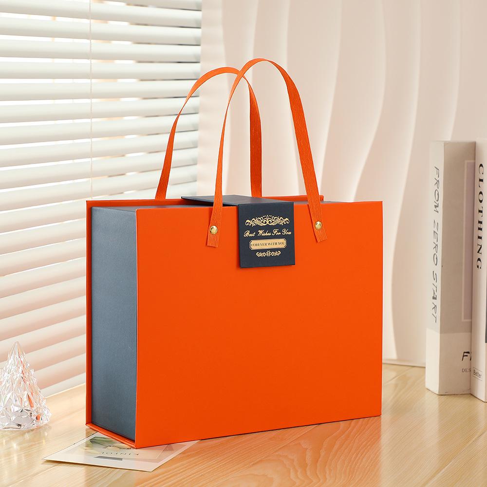 National Day Flip-Top Souvenir Gift Boxes for Weddings and Festivals