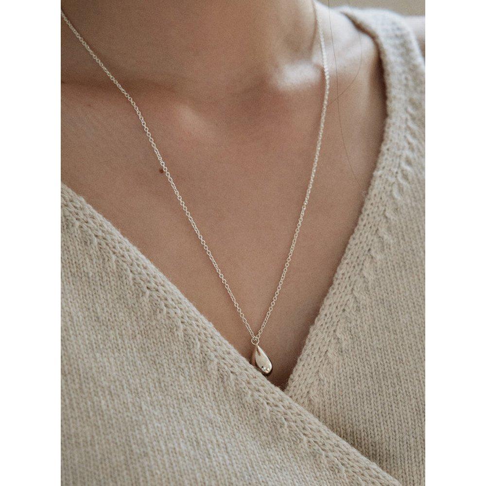 Teardrop Necklace
